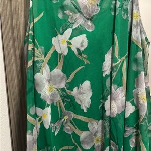 INC International Concepts Green Floral Blouse